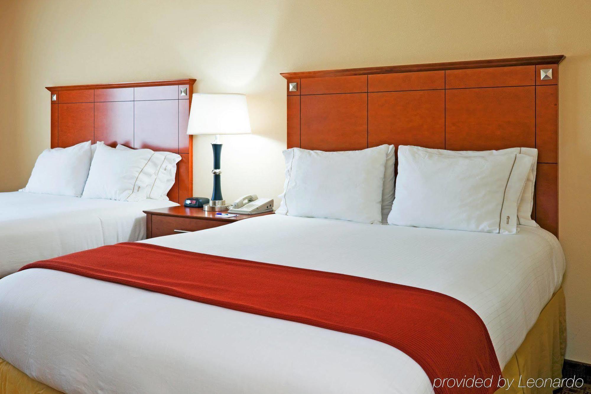 Holiday Inn Express Phenix City-Fort Benning By Ihg Exterior photo