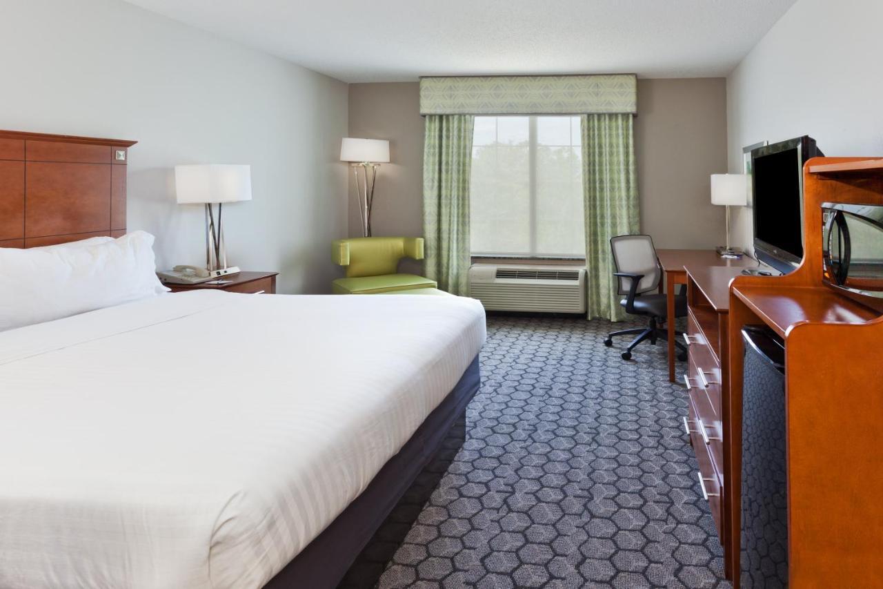 Holiday Inn Express Phenix City-Fort Benning By Ihg Exterior photo